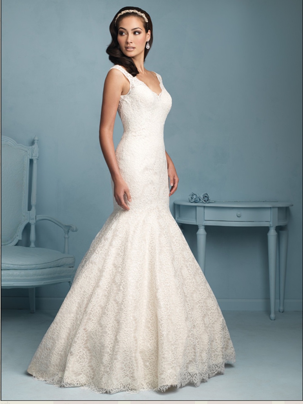Beautiful NEW Allure Bridals Eyelash Lace Wedding Gown